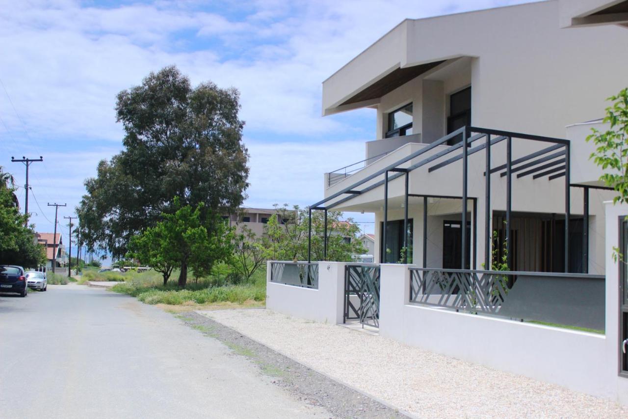 Aella Apartments Nikiti  Dış mekan fotoğraf